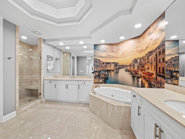 35 WATERGATE DRIVE 1403, Sarasota, FL 34236