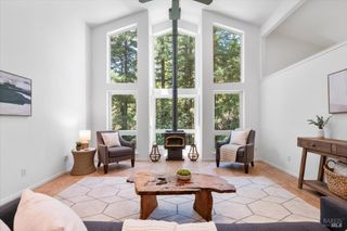 8038 Mondo Way, Guerneville, CA 95446