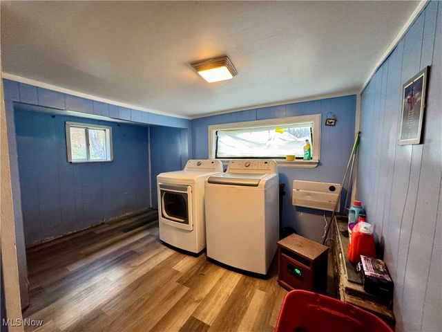 49577 State Route 154, Negley, OH 44441