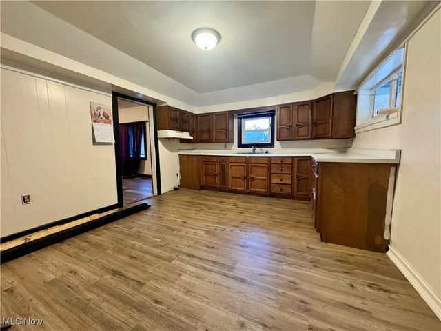 49577 State Route 154, Negley, OH 44441