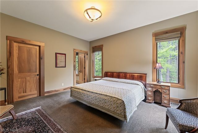 805 Cascades Drive, Aurora, OH 44202