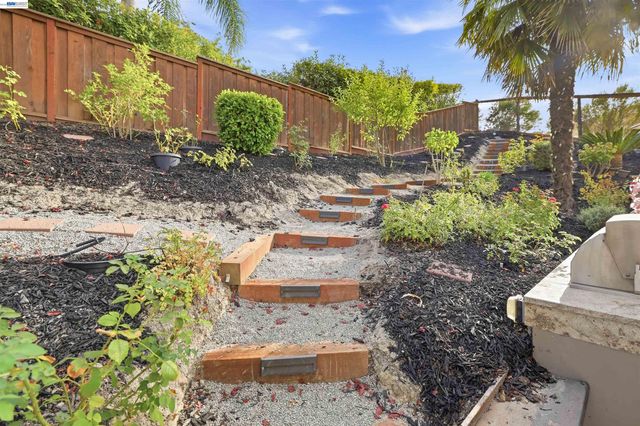 103 Margone Ct, Danville, CA 94526