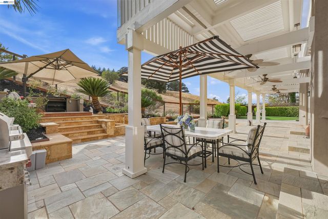 103 Margone Ct, Danville, CA 94526