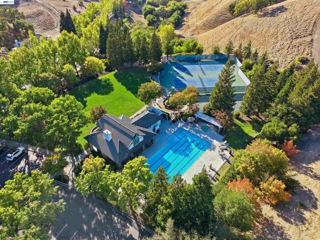 103 Margone Ct, Danville, CA 94526