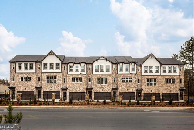 364 Sunset Hollow Street 10, Sugar Hill, GA 30518