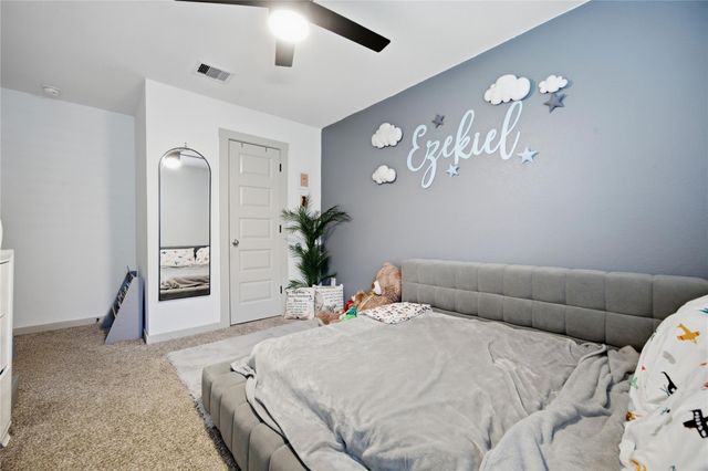 910 Betsy Hill Drive, Rosharon, TX 77583