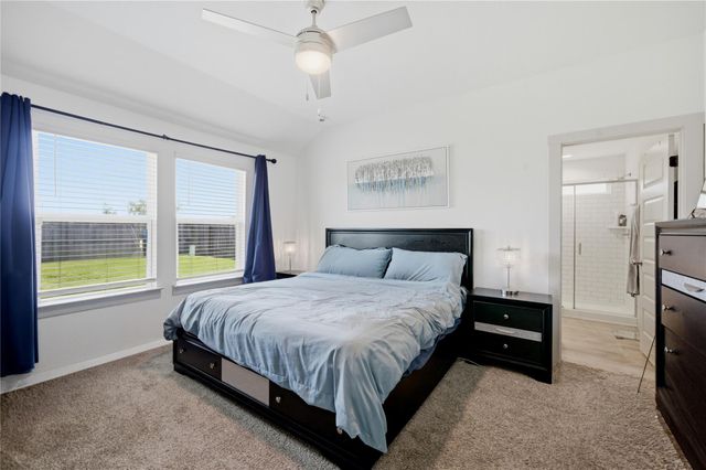 910 Betsy Hill Drive, Rosharon, TX 77583