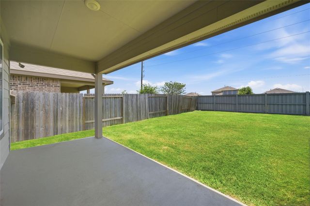 910 Betsy Hill Drive, Rosharon, TX 77583
