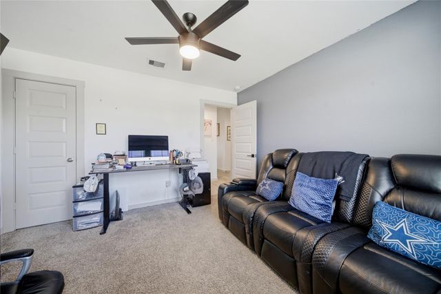 910 Betsy Hill Drive, Rosharon, TX 77583