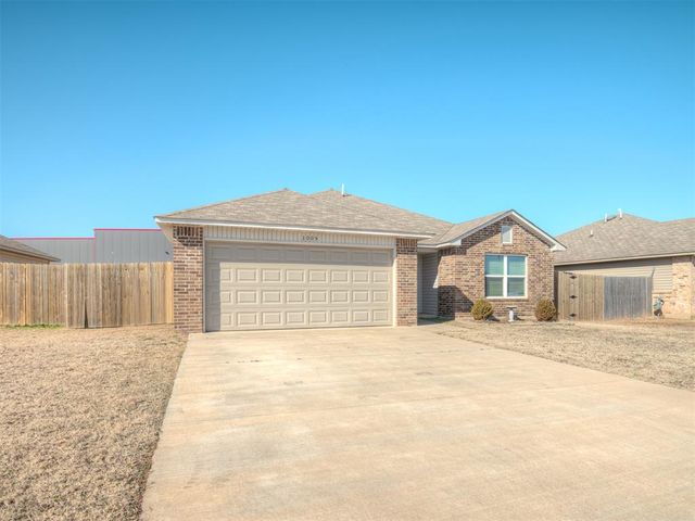 1005 S Blackjack Lane, Mustang, OK 73064