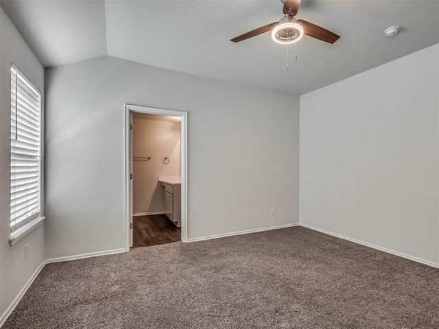 1005 S Blackjack Lane, Mustang, OK 73064