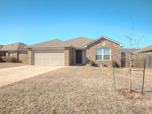 1005 S Blackjack Lane, Mustang, OK 73064