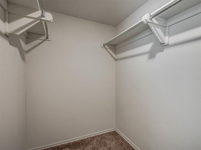 1005 S Blackjack Lane, Mustang, OK 73064