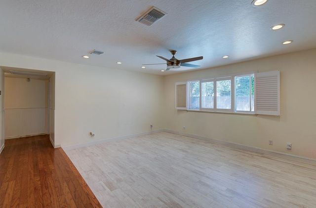 2147 Mitchell Avenue, Clovis, CA 93611