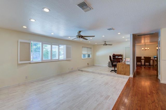 2147 Mitchell Avenue, Clovis, CA 93611