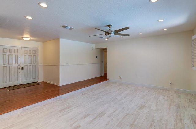 2147 Mitchell Avenue, Clovis, CA 93611