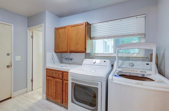 2147 Mitchell Avenue, Clovis, CA 93611
