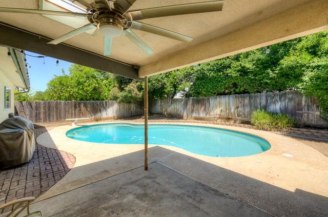 2147 Mitchell Avenue, Clovis, CA 93611