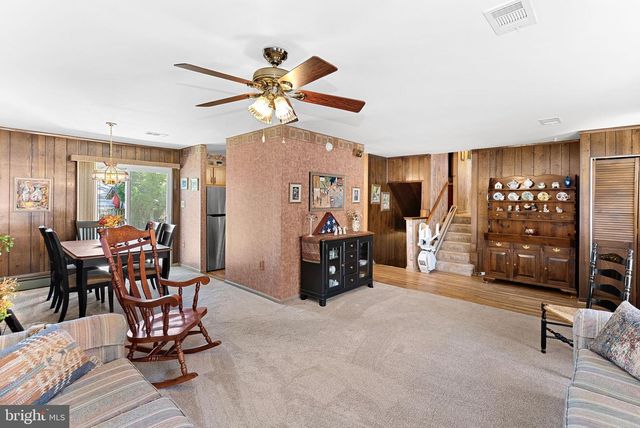 305 N ARGONNE AVE, Sterling, VA 20164