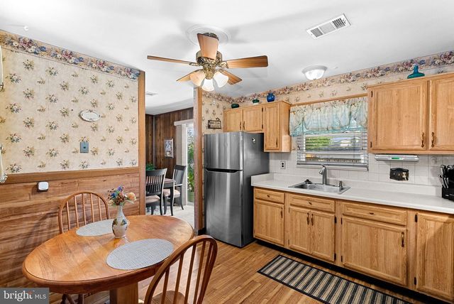 305 N ARGONNE AVE, Sterling, VA 20164