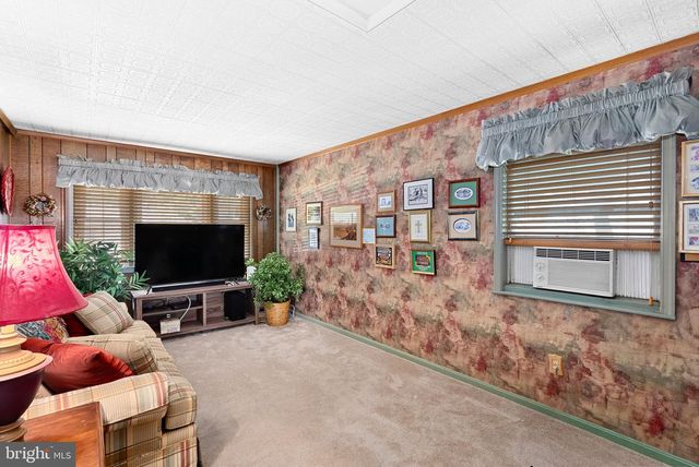 305 N ARGONNE AVE, Sterling, VA 20164