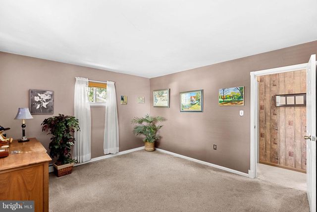 305 N ARGONNE AVE, Sterling, VA 20164