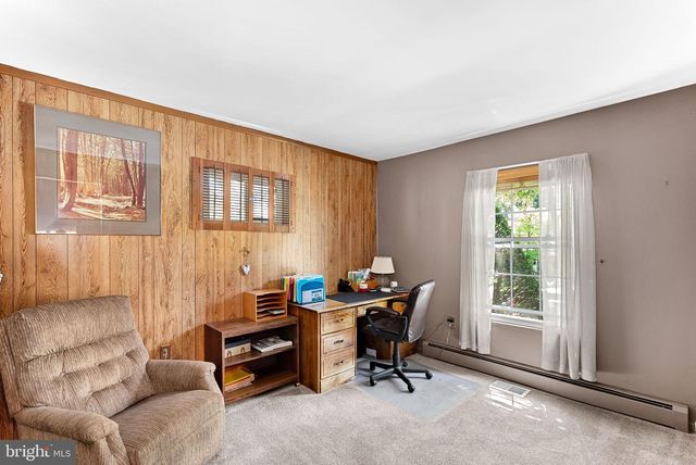 305 N ARGONNE AVE, Sterling, VA 20164