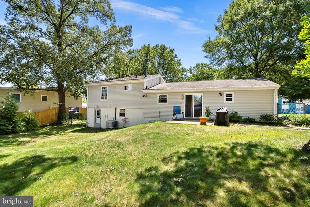 305 N ARGONNE AVE, Sterling, VA 20164