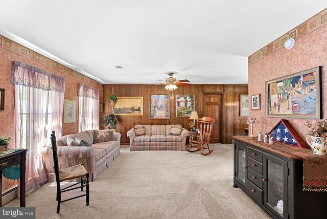305 N ARGONNE AVE, Sterling, VA 20164