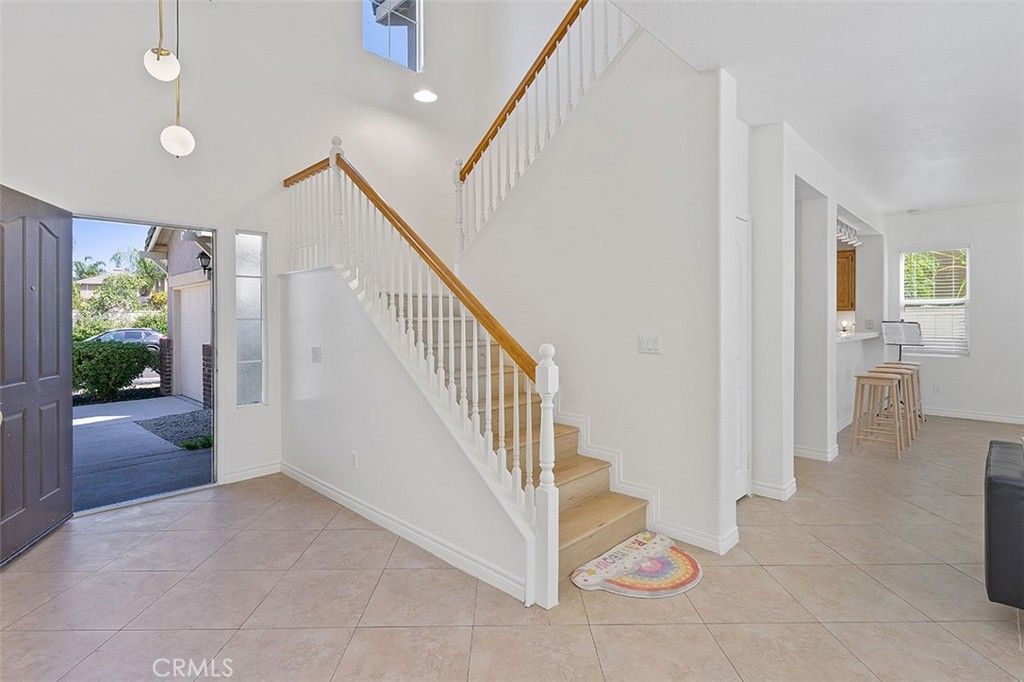 Image 13 of property listing at 13569 Kiwi, Corona, CA 92880