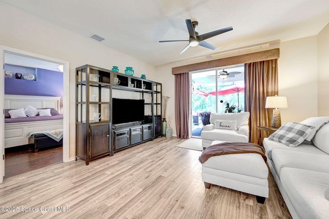 2263 Chinaberry Circle SE, Palm Bay, FL 32909