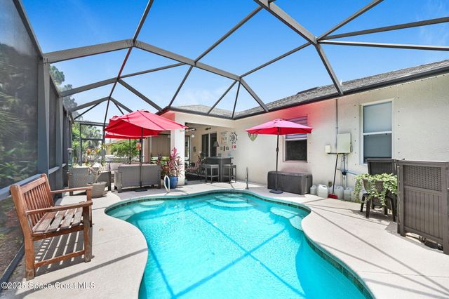 2263 Chinaberry Circle SE, Palm Bay, FL 32909