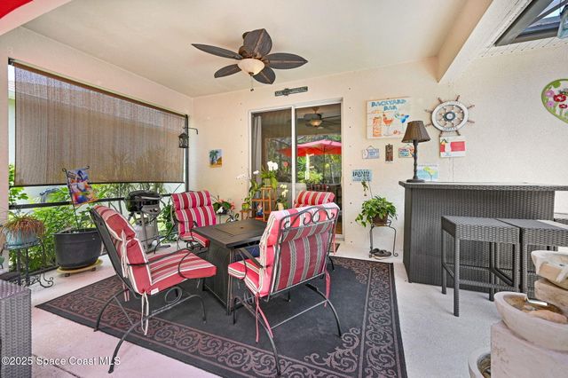 2263 Chinaberry Circle SE, Palm Bay, FL 32909