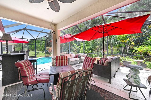 2263 Chinaberry Circle SE, Palm Bay, FL 32909