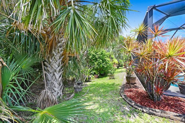 2263 Chinaberry Circle SE, Palm Bay, FL 32909