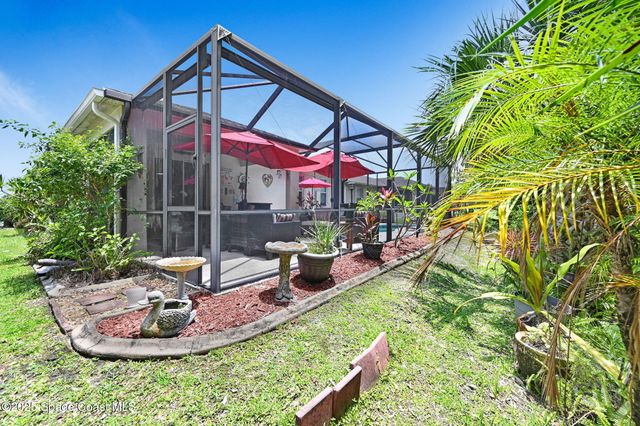 2263 Chinaberry Circle SE, Palm Bay, FL 32909