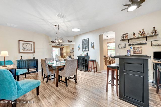 2263 Chinaberry Circle SE, Palm Bay, FL 32909