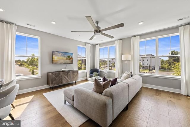 330 CORA BERGEN BLVD, Titusville, NJ 08560