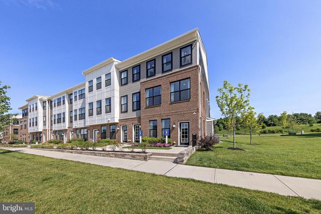 330 CORA BERGEN BLVD, Titusville, NJ 08560