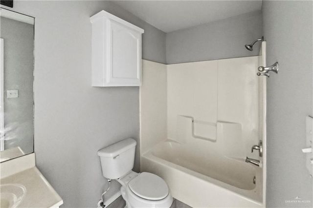 106 S 48th Lane, Mcallen, TX 78501