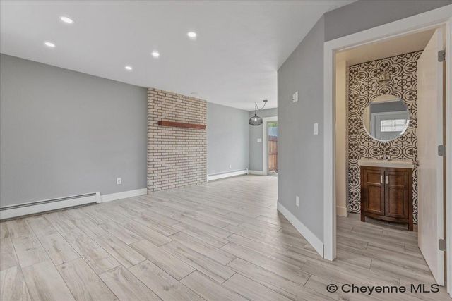 4909 E 14TH ST, Cheyenne, WY 82001