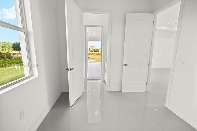 1027 kirkwood st, Lehigh Acres, FL 33974