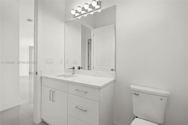 1027 kirkwood st, Lehigh Acres, FL 33974