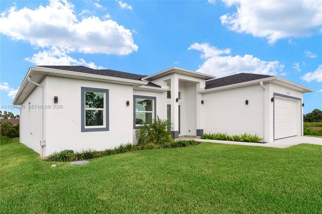 1027 kirkwood st, Lehigh Acres, FL 33974