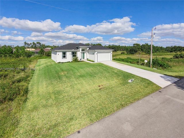 1027 kirkwood st, Lehigh Acres, FL 33974