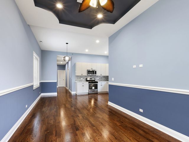 5939 W Superior Street 1, Chicago, IL 60644