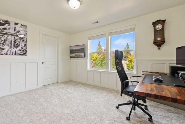 19671 Hollygrape Street, Bend, OR 97702