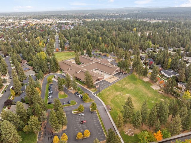 19671 Hollygrape Street, Bend, OR 97702