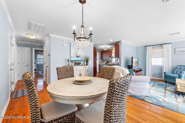 22 Down Court, Toms River, NJ 08757