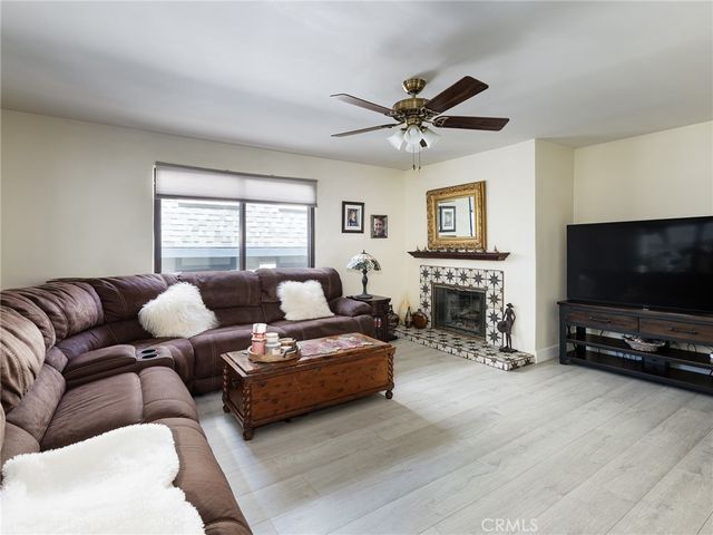 212 E Imperial Avenue E, El Segundo, CA 90245